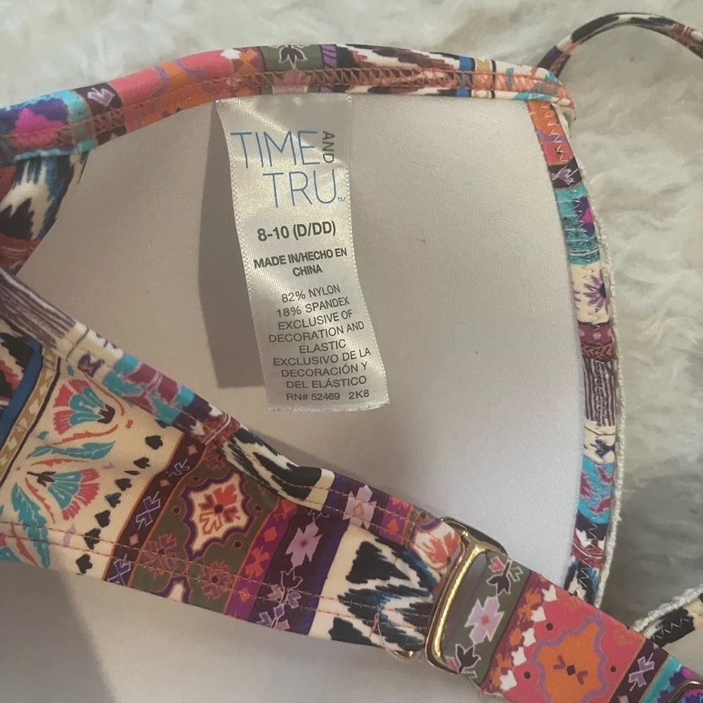 Aztec pattern Bikini set. - Picture 4 of 5